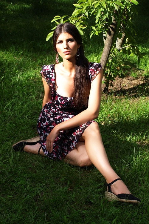 Mercédesz Kalocsai as Olga