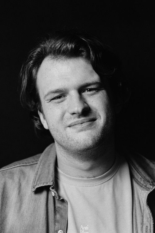 Bjorn Christians as Frank