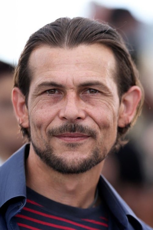 Tonin Janvier as Tonin