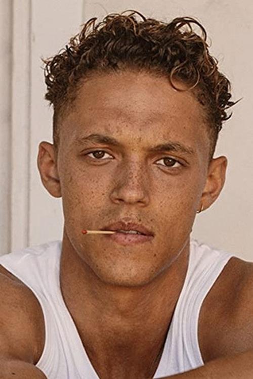 Orlando Norman as Raef