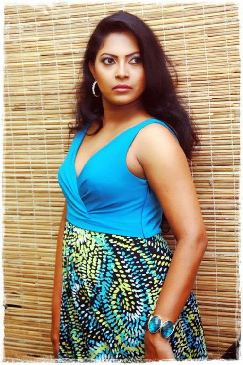 Himali Sayurangi as Samanmalee