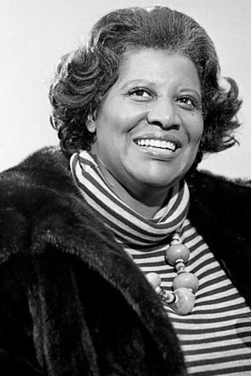 Virginia Capers as Mama Holiday