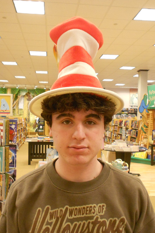 Chase Mango as Keys / Person who loses the keys