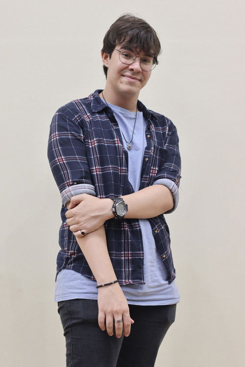 Ian Trevizolo as Diego