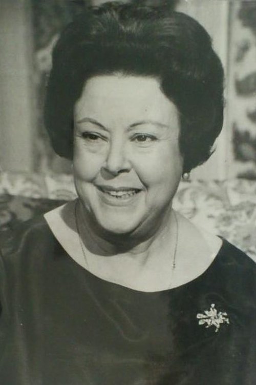Pilar Gómez Ferrer as 