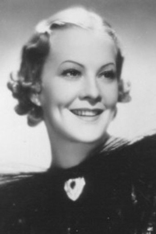 Irén Biller as Hedi, dancer