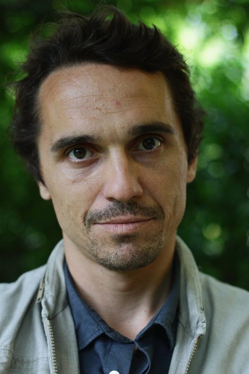 Pier Giorgio Bellocchio as Dr. Pallido