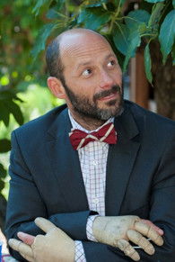 Michael Ornstein as Det. Sartucci