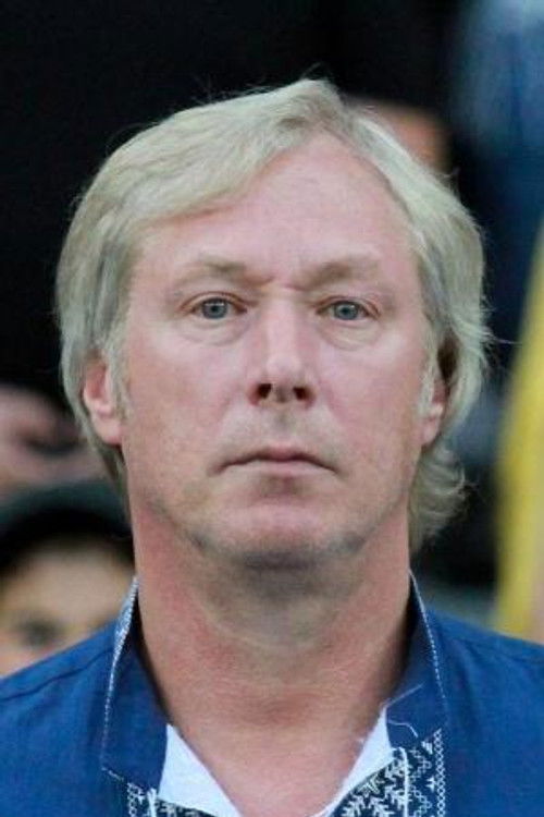 Oleksii Mykhailychenko as Self