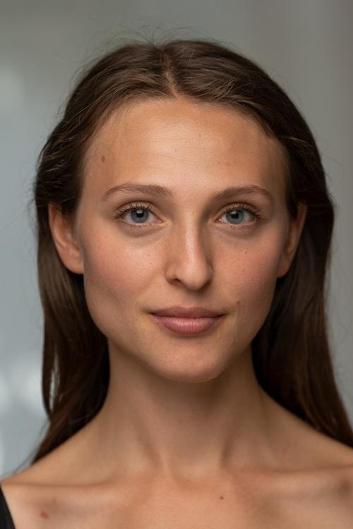 Alice E. Bier Zandén as Sunniva