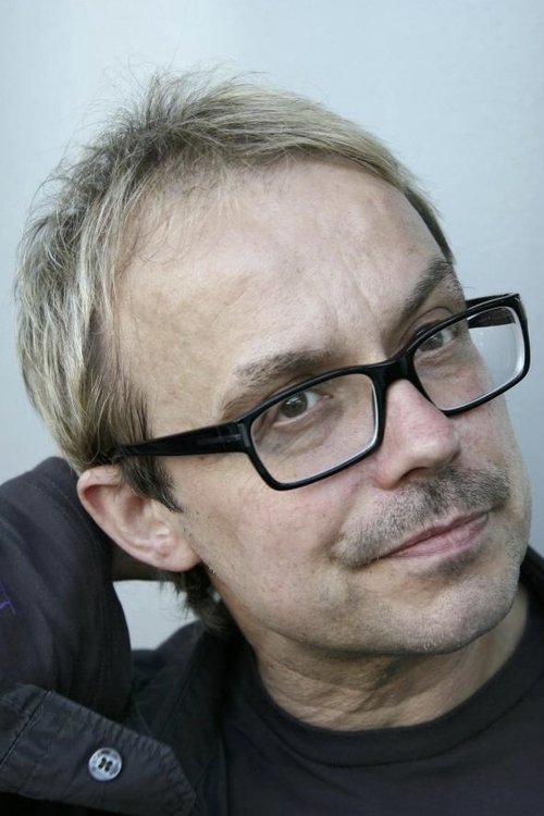 Henni Nachtsheim as Schutzengel