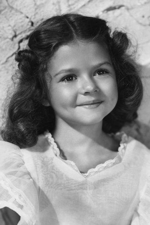 Beverly Simmons as Mary Ann