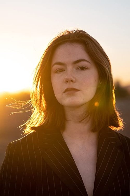 Isabel Furhovde as Servitør på kafé