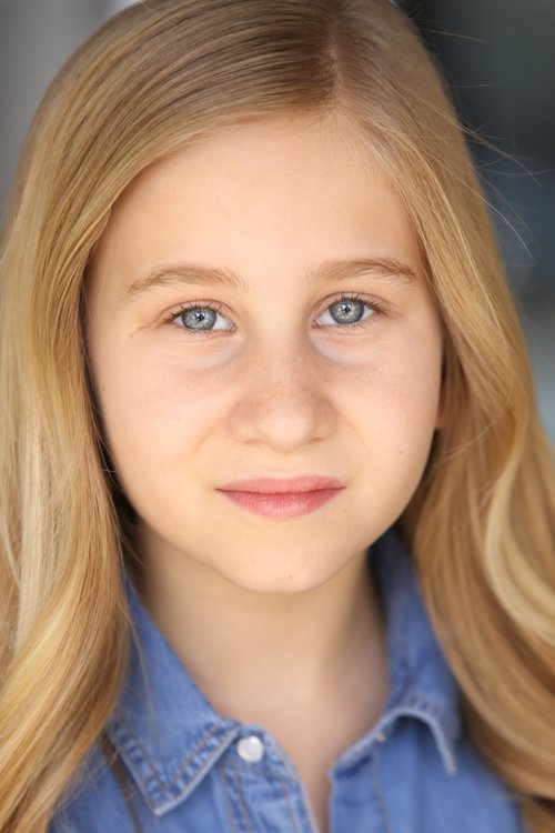 Bella Anderson as Julie, the daughter