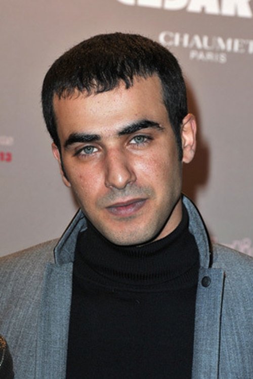 Mahmoud Shalaby as Raed