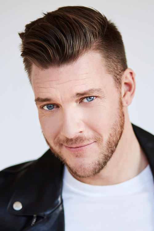 Mathieu Baron as Motard