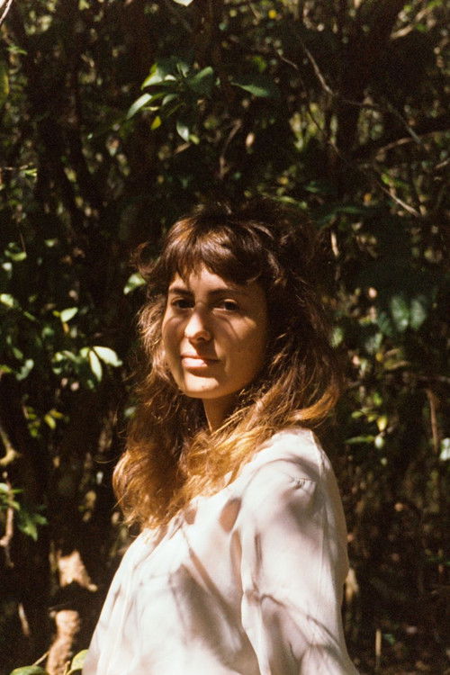 Isadora Almeida as Convidado