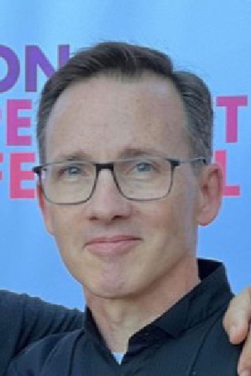 Vince Hobart Smith as Randy