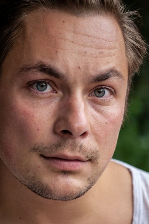 Ferdinand Lehmann as Andy