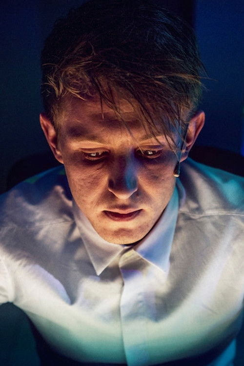 Michael Lundbye Slebsager as Anders