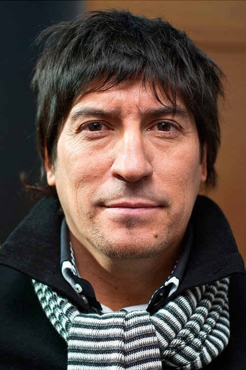 Iván Zamorano as Iván Zamorano