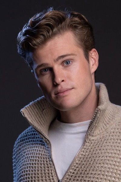 Kaj van der Voort as Vince