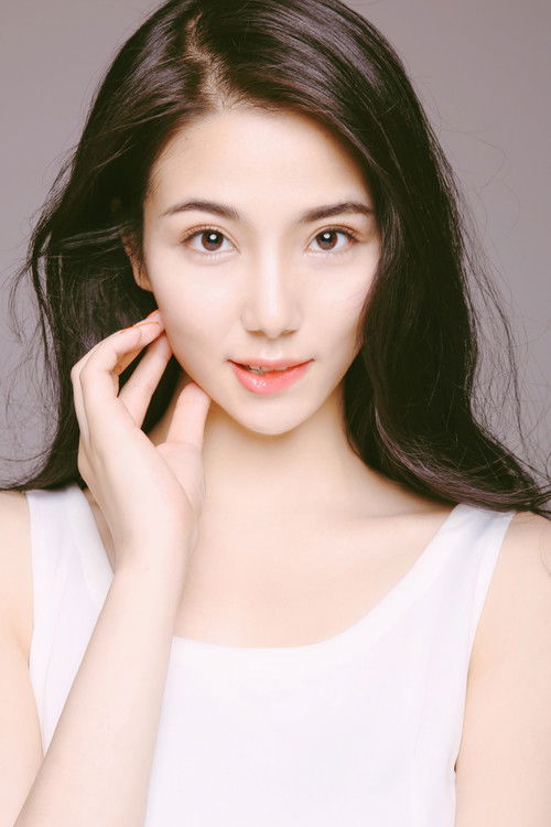 Ziqi Zhou as mengyu