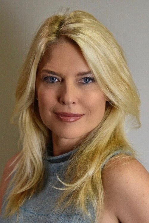 Elise Muller as Betsy