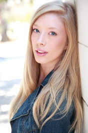 Alexandra Feld as Kate