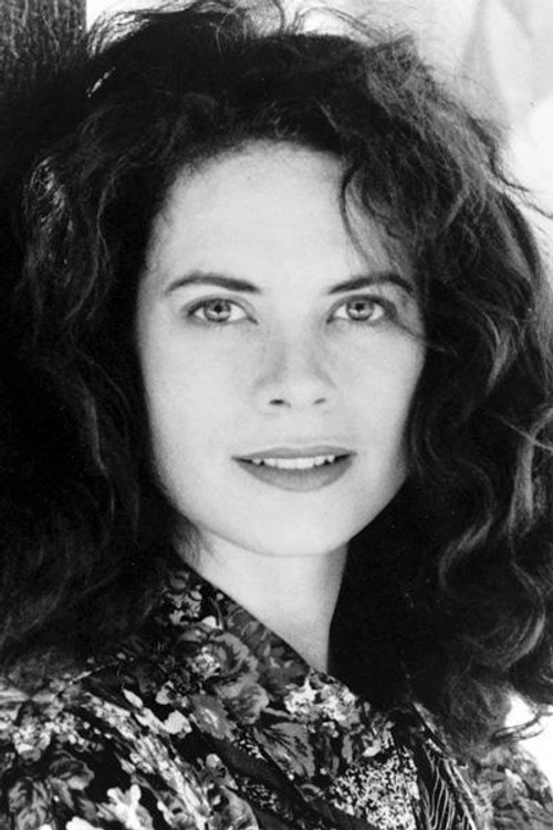 Myriam Cyr as Vera Klamm