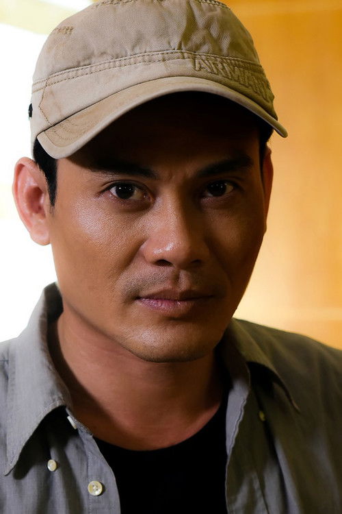 Lê Vinh as The mute child