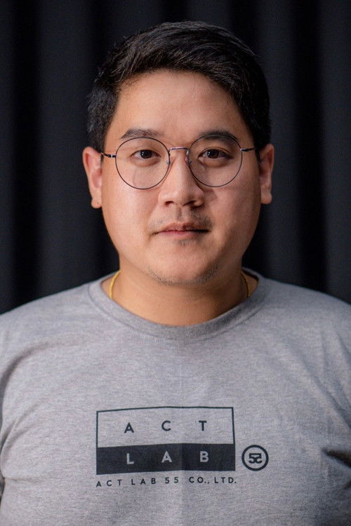 Vorachai Nualsri as Toon