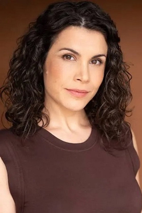 Leslie Hippensteel as Belinda