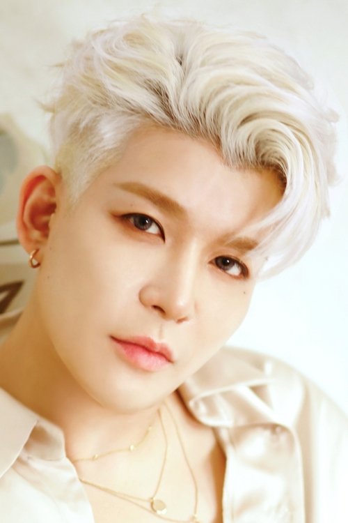 Kang Sung-hoon as Boyfriend of Girl who Got Hit by Golf Ball