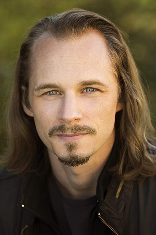 Beau Fowler as Ed Wutz