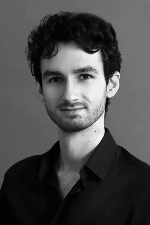 Pedro Osuna as Pedro