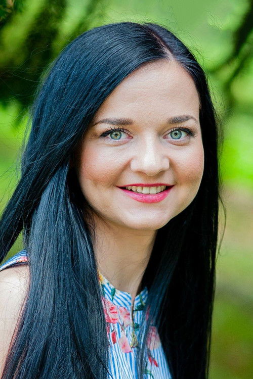 Denisa Dopiráková as Anita