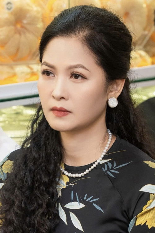 Đinh Thuý Hà as Mẹ Cường