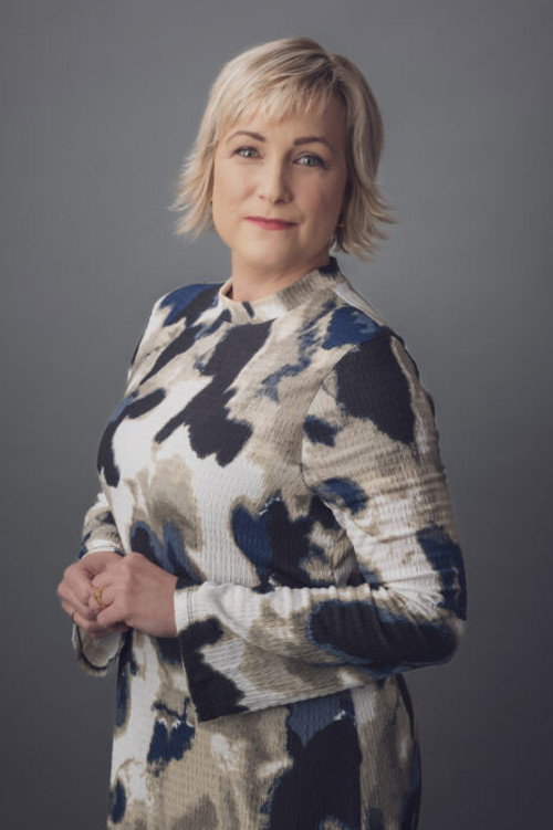 Lindie Strydom as Amanda van Wyk