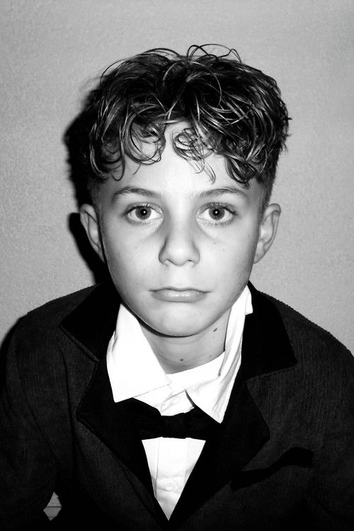 Djay Niesten as Billy Luv (little)