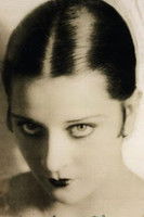 Pilar Arcos as Cantina Cook