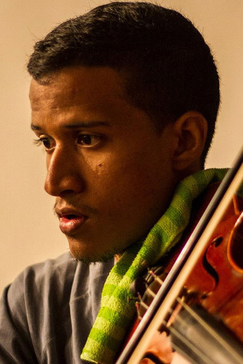 Edixon Yánez as Self