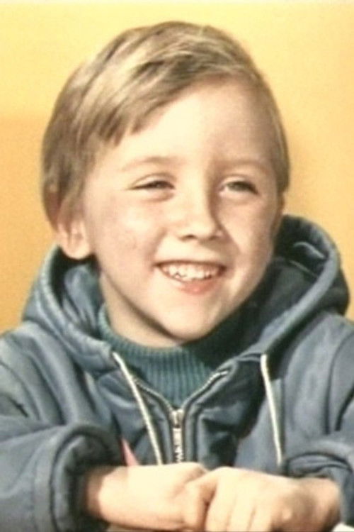 Anatoliy Esakov as Misha