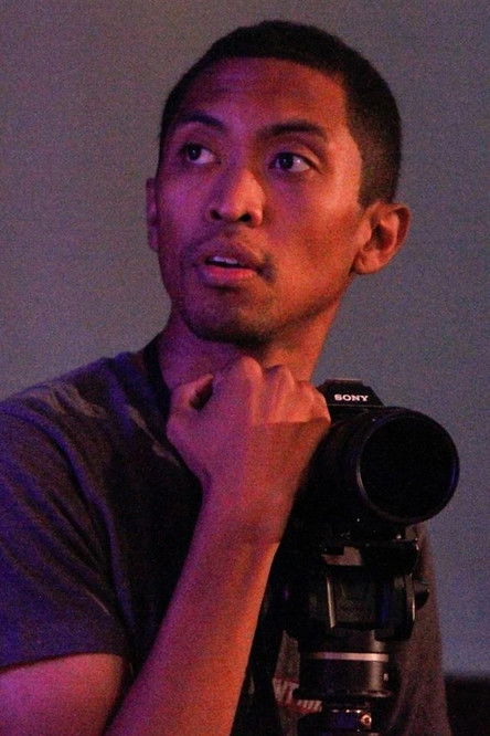 Noël Wiggins as Self