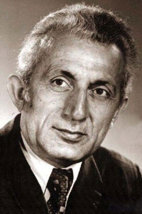 Shamil Makhmudbekov as Dayı