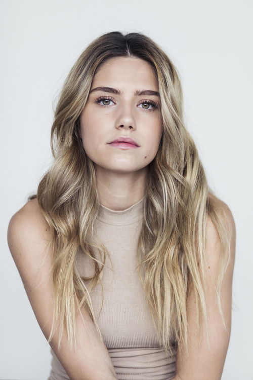 Mitsou Jung as Agent Storm