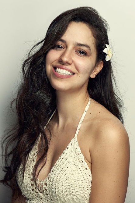 Maha El Boukhari as Naïma