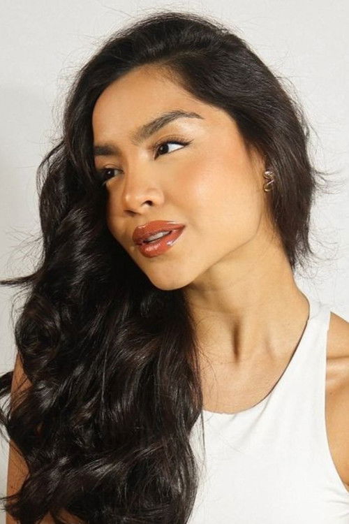 Salomé Camargo as Cami