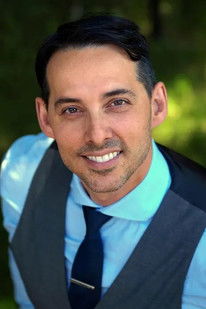 Ash Gordey as Restaurant thug