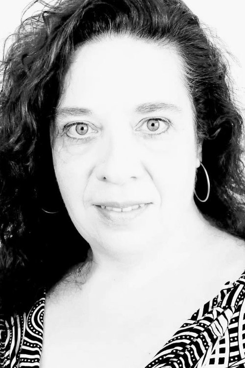 Laura Insúa as Susy